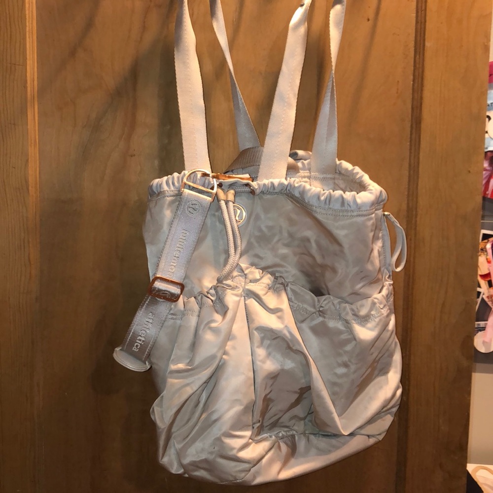 Lululemon bliss bag
